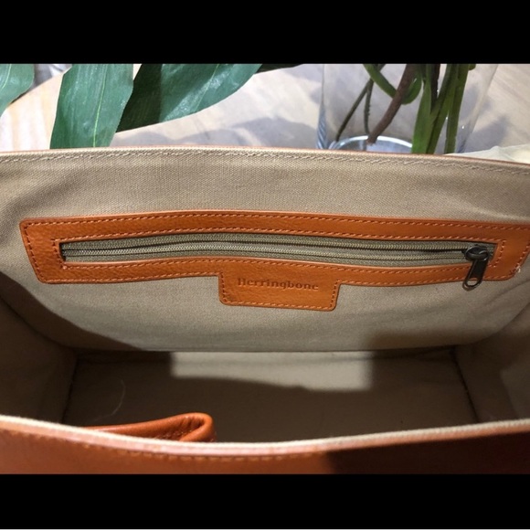 Herringbone V2 Camera Bag Camel Color - Picture 4 of 10